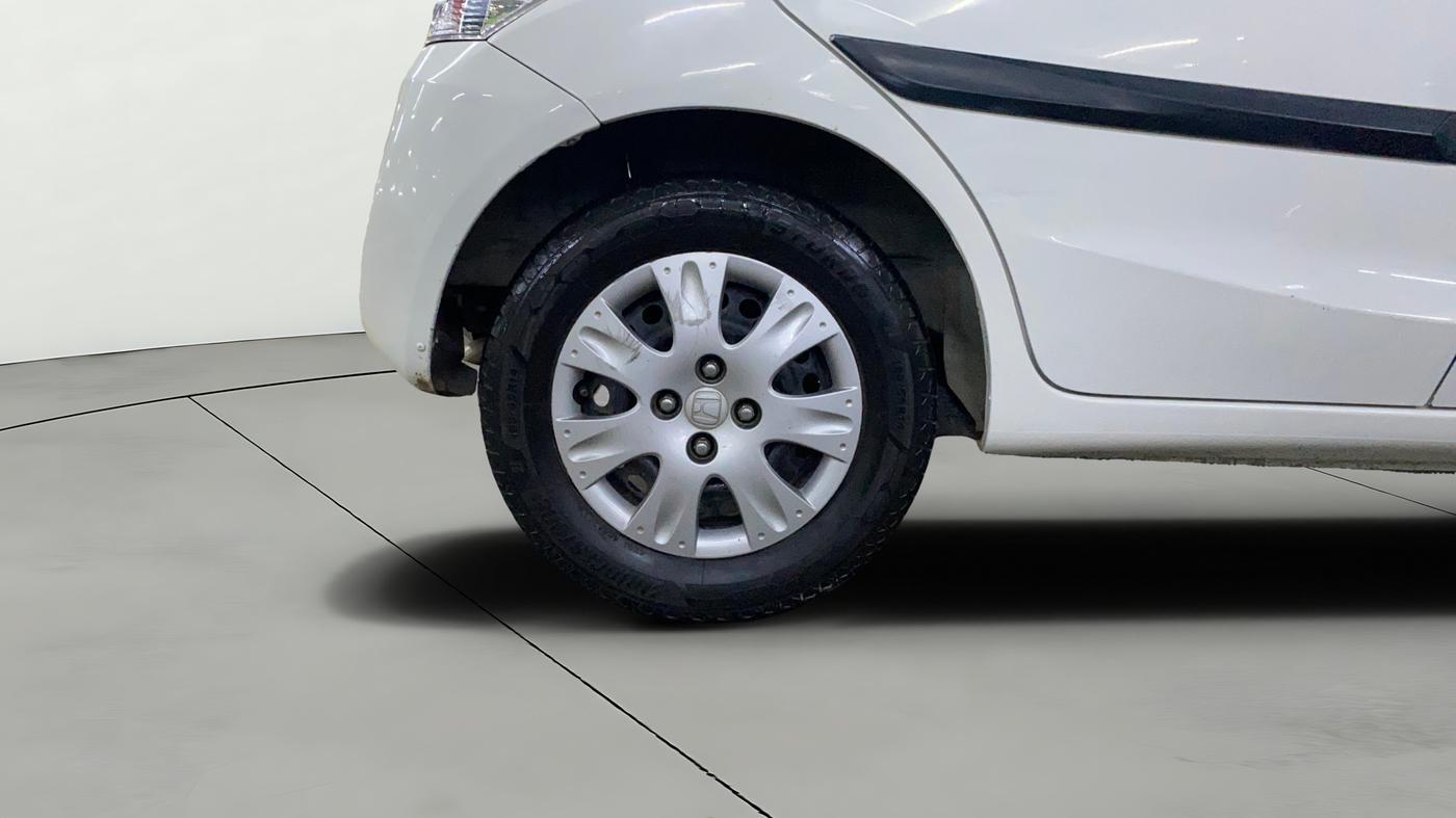 2014 Honda Brio S MT, Petrol, Manual, 83,424 km, Right Rear Wheel