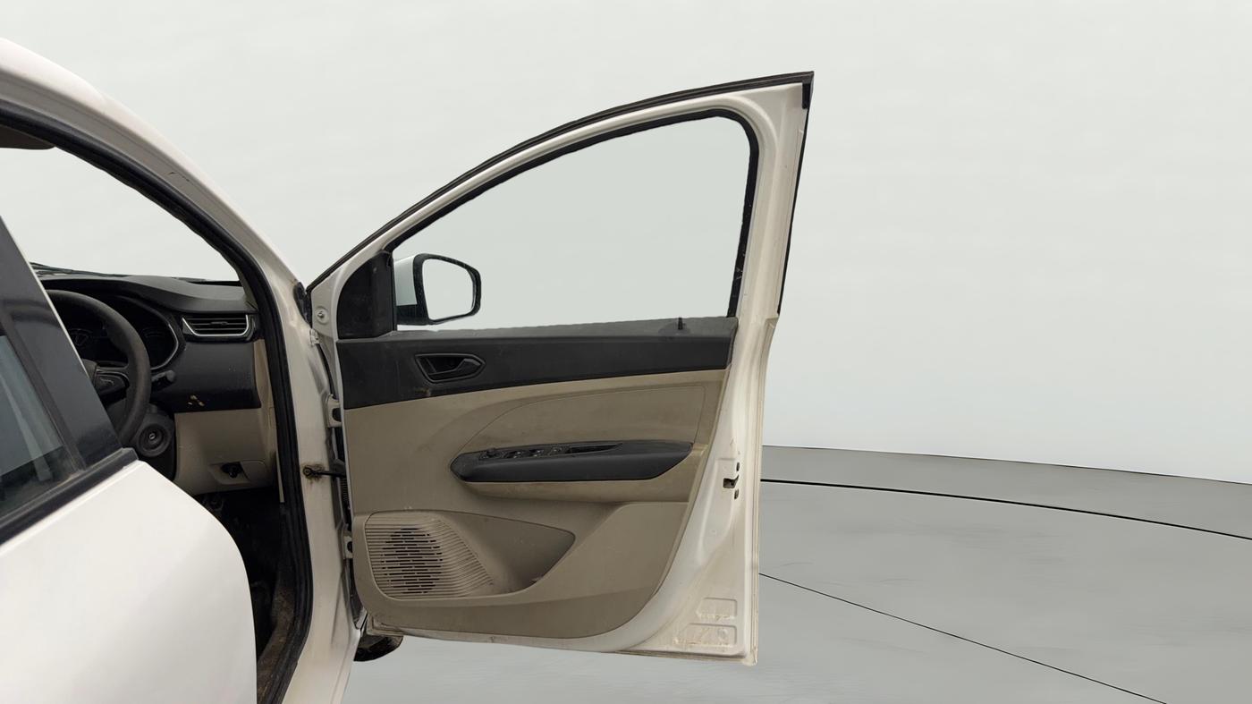2019 Renault TRIBER RXT, Petrol, Manual, 78,680 km, RHS Front Door
