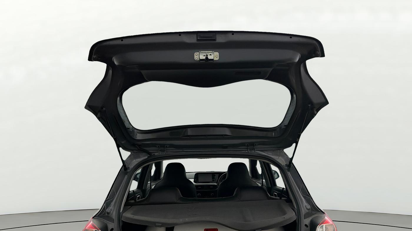 2022 Hyundai GRAND I10 NIOS SPORTZ 1.2 KAPPA VTVT CNG, CNG, Manual, 49,127 km, Boot Door Open