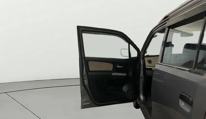 2017 Maruti Wagon R 1.0 LXI CNG, CNG, Manual, 66,078 km, LHS Front Door