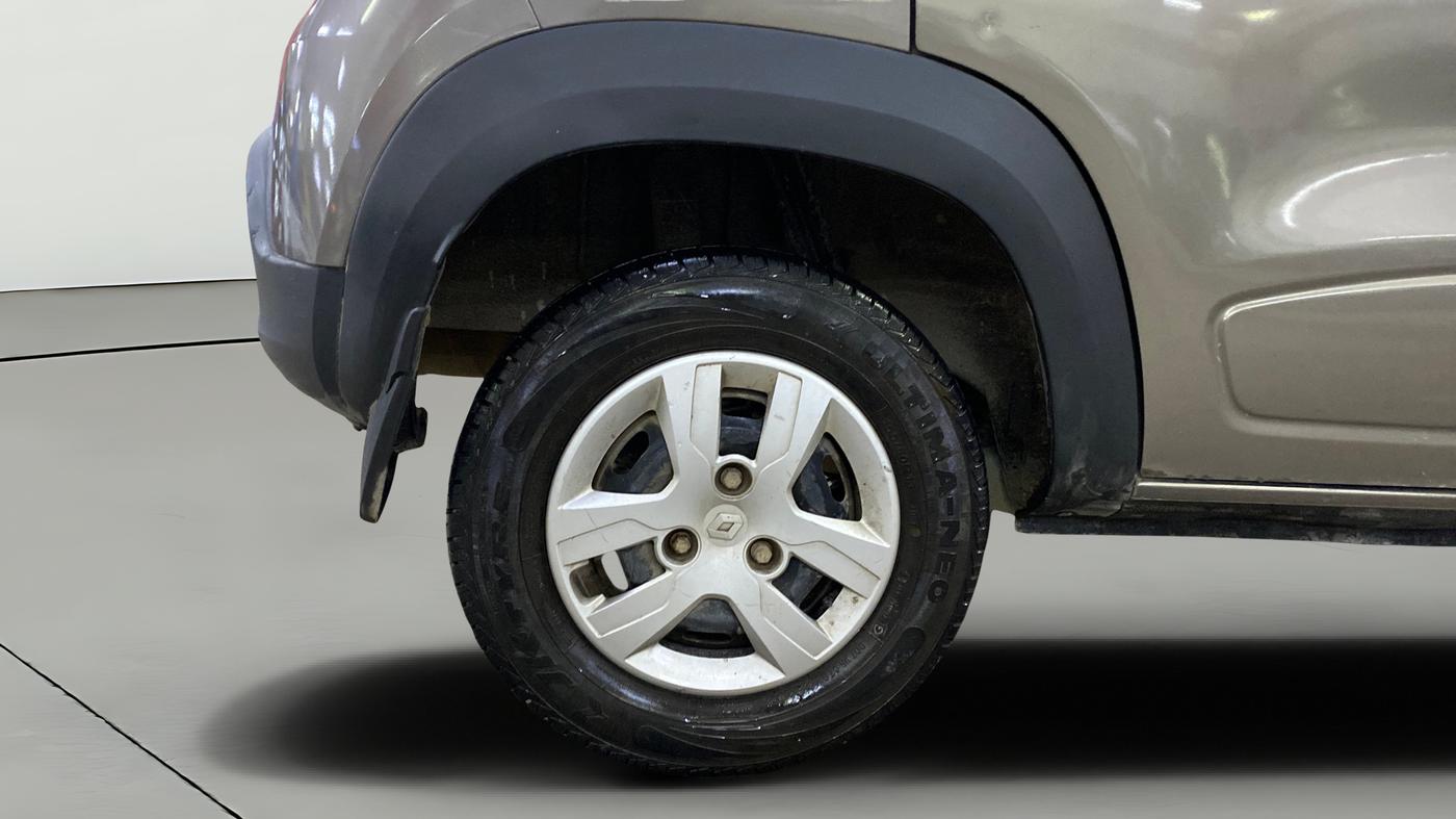 2019 Renault Kwid RXL, Petrol, Manual, 13,121 km, Right Rear Wheel