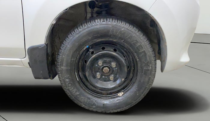 2015 Maruti Alto 800 LXI, Petrol, Manual, 55,706 km, Right Front Wheel