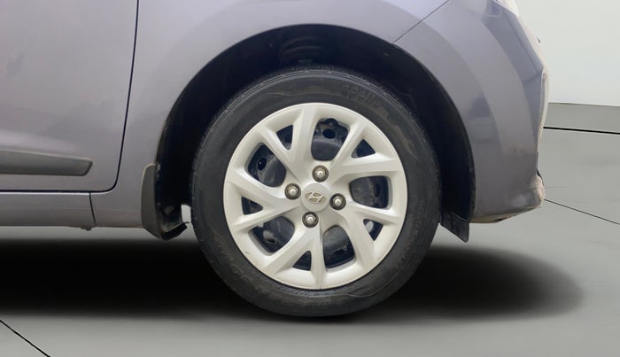 2018 Hyundai Grand i10 SPORTZ 1.2 KAPPA VTVT, Petrol, Manual, 23,539 km, Right Front Wheel