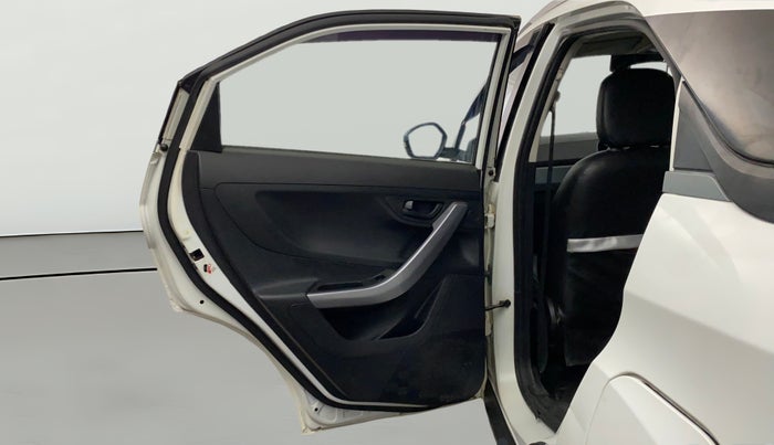 2021 Tata NEXON XM SUNROOF PETROL, Petrol, Manual, 79,628 km, LHS Rear Door