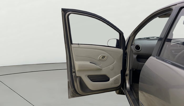 2017 Datsun Redi Go T (O), Petrol, Manual, 82,983 km, LHS Front Door