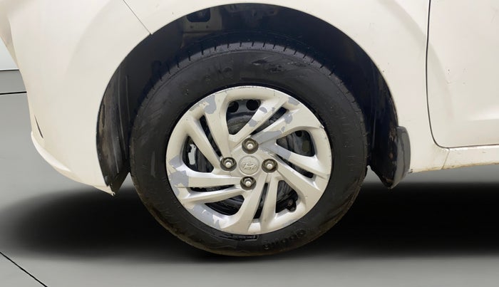 2022 Hyundai AURA S 1.2, Petrol, Manual, 43,880 km, Left Front Wheel