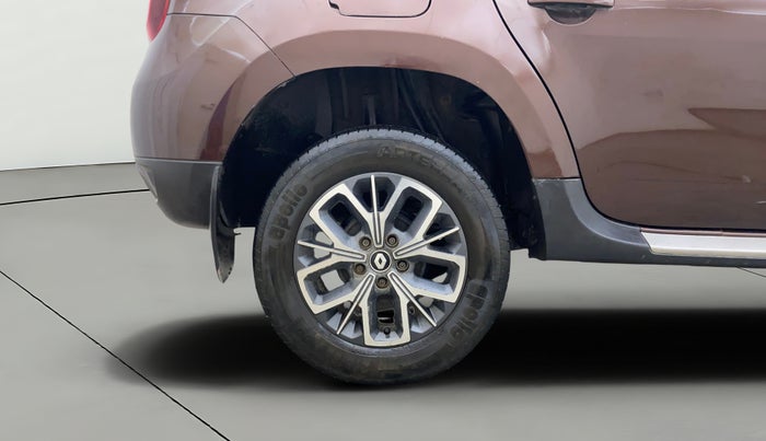 2021 Renault Duster RXZ 1.5 PETROL MT, Petrol, Manual, 36,181 km, Right Rear Wheel