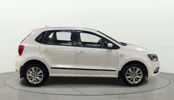 2015 Volkswagen Polo HIGHLINE1.2L, Petrol, Manual, 51,135 km, Right Side View