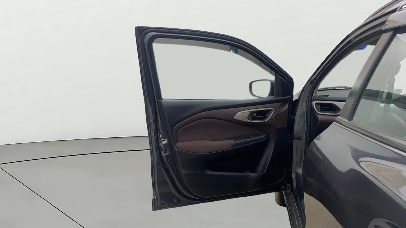 2023 Maruti FRONX DELTA PLUS 1.2MT, Petrol, Manual, 1,11,061 km, LHS Front Door