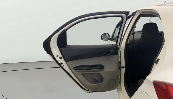 2017 Tata Tiago XT PETROL, Petrol, Manual, 70,942 km, LHS Rear Door