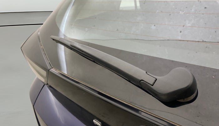 2023 Tata ALTROZ XZA + SUNROOF, Petrol, Automatic, 33,944 km, Rear Wiper