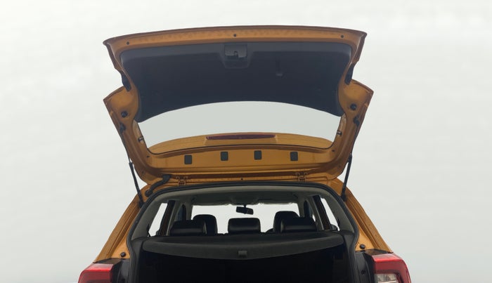 2021 Skoda KUSHAQ AMBITION 1.0L TSI AT, Petrol, Automatic, 76,745 km, Boot Door Open