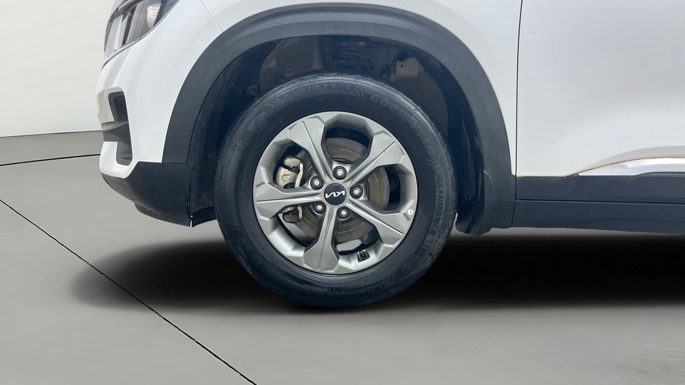 2022 KIA SELTOS HTK PLUS 1.5 IMT, Petrol, Manual, 20,558 km, Left Front Wheel