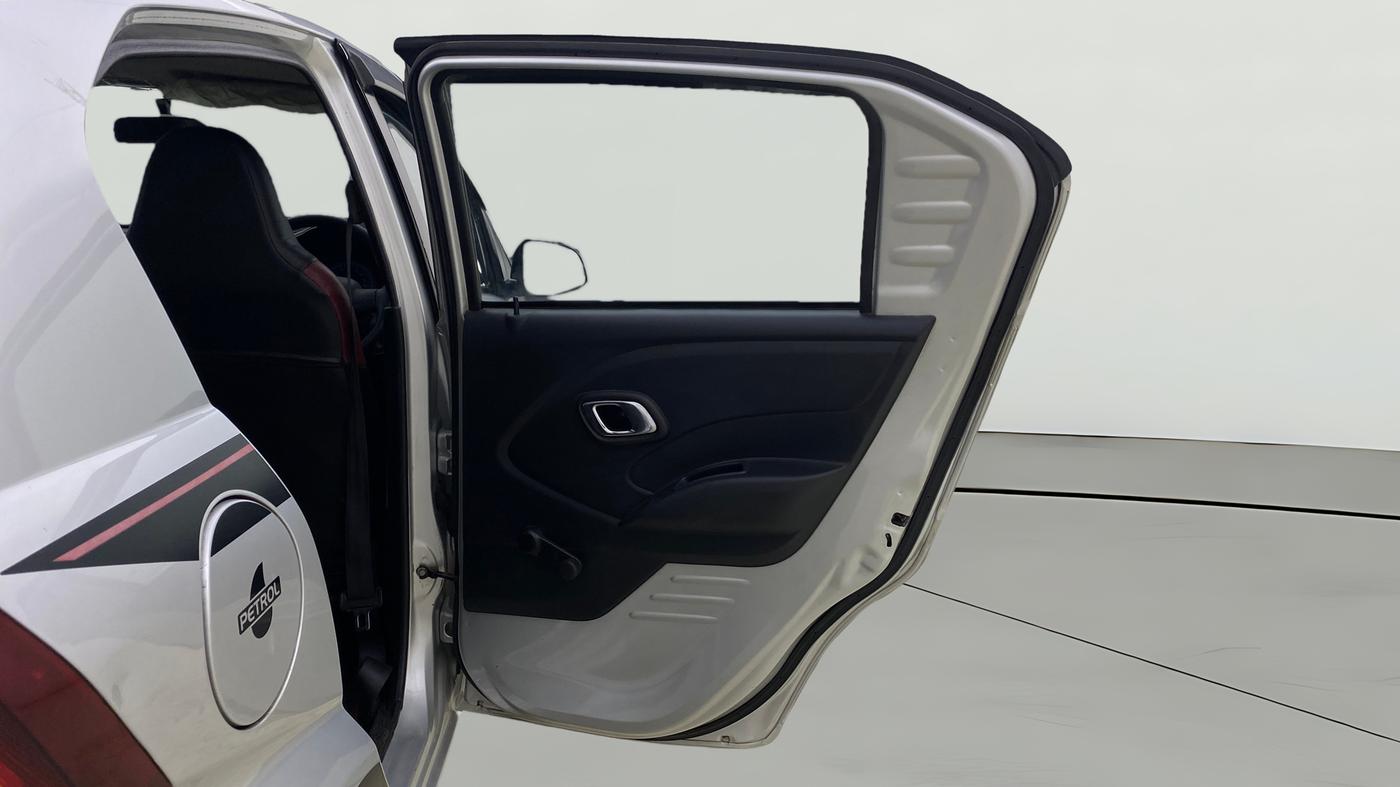 2018 Datsun Redi Go T(O) 1.0L LIMITED EDITION, Petrol, Manual, 1,19,091 km, RHS Rear Door