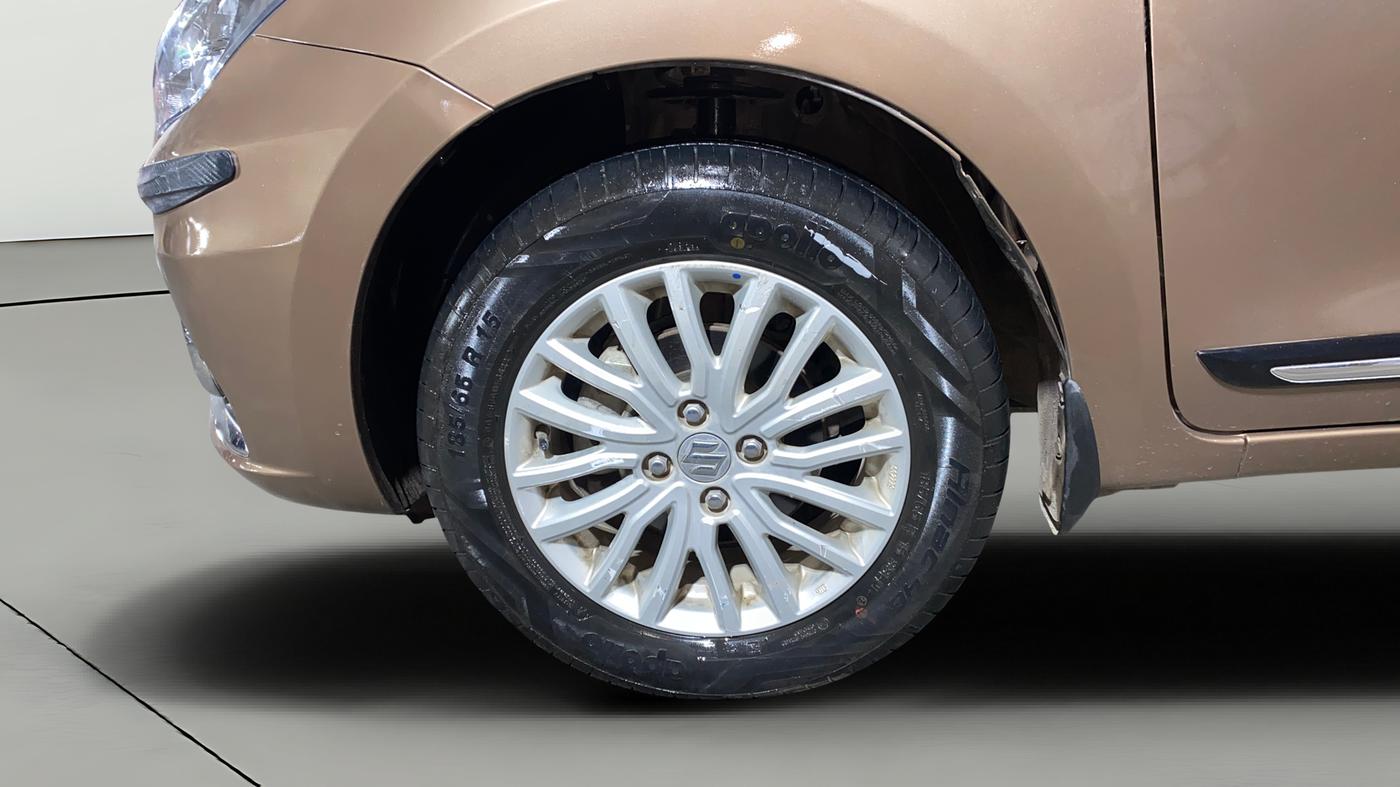 2022 Maruti Dzire ZXI AMT, Petrol, Automatic, 2,822 km, Left Front Wheel