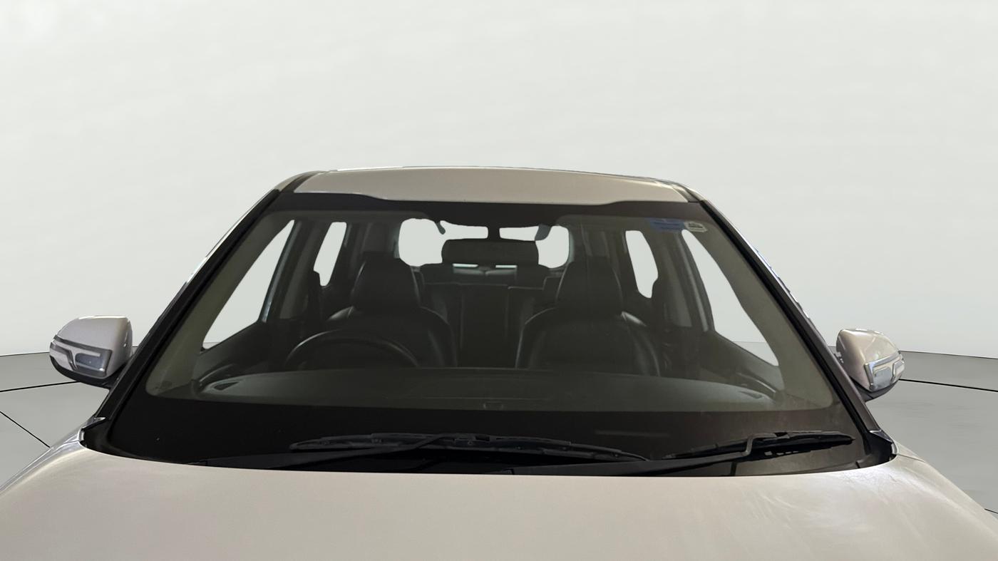 2022 KIA CARENS PREMIUM 1.4 PETROL 7 STR, Petrol, Manual, 73,837 km, Front Windshield