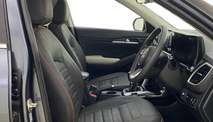 2022 KIA SELTOS HTK PLUS 1.5 DIESEL IMT, Diesel, Manual, 42,957 km, Right Side Front Door Cabin