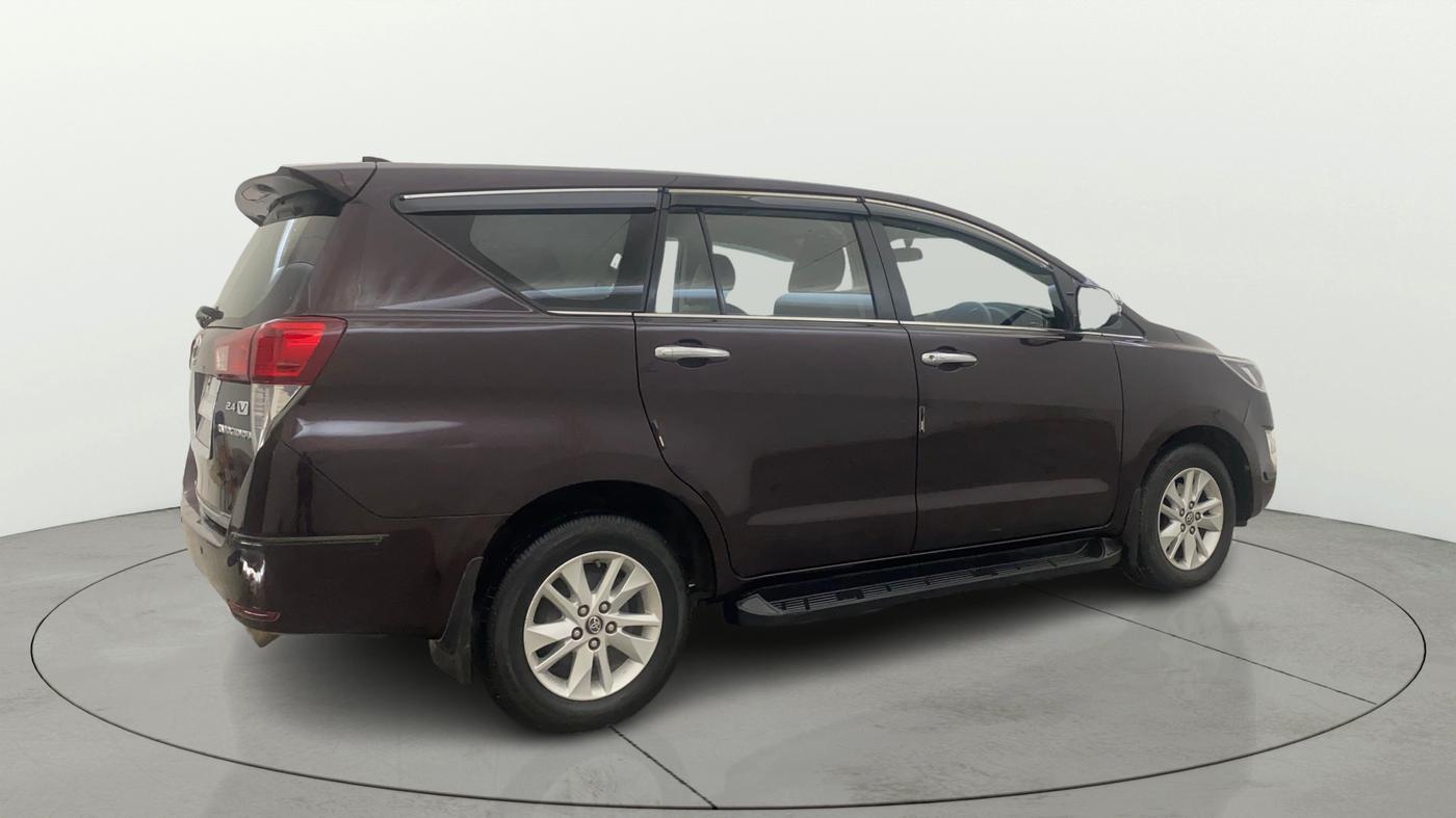2018 Toyota Innova Crysta 2.4 VX 7 STR, Diesel, Manual, 84,050 km, Right Back Diagonal