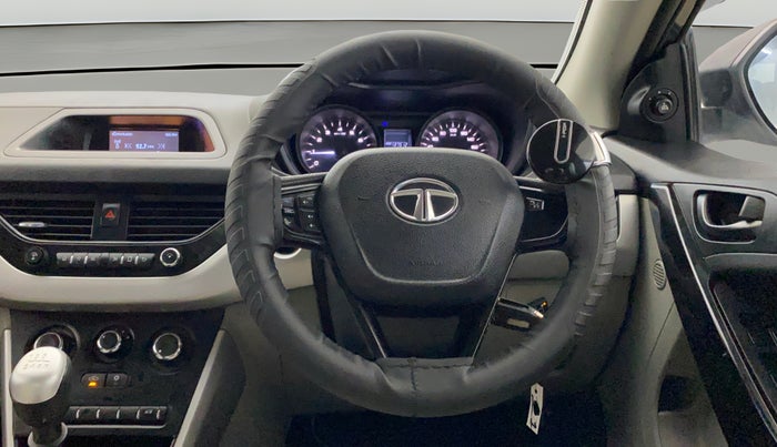 2018 Tata NEXON XM PETROL, CNG, Manual, 1,37,512 km, Steering Wheel Close Up