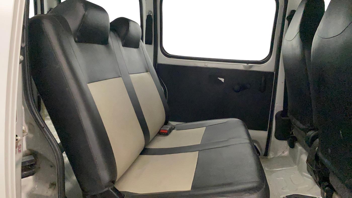 2023 Maruti Eeco 7 STR STD 1.2, Petrol, Manual, 57,182 km, Right Side Rear Door Cabin