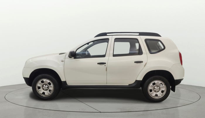 2013 Renault Duster RXE PETROL, Petrol, Manual, 61,904 km, Left Side