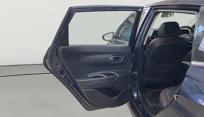 2023 Hyundai NEW I20 ASTA 1.2 MT, Petrol, Manual, 43,230 km, LHS Rear Door