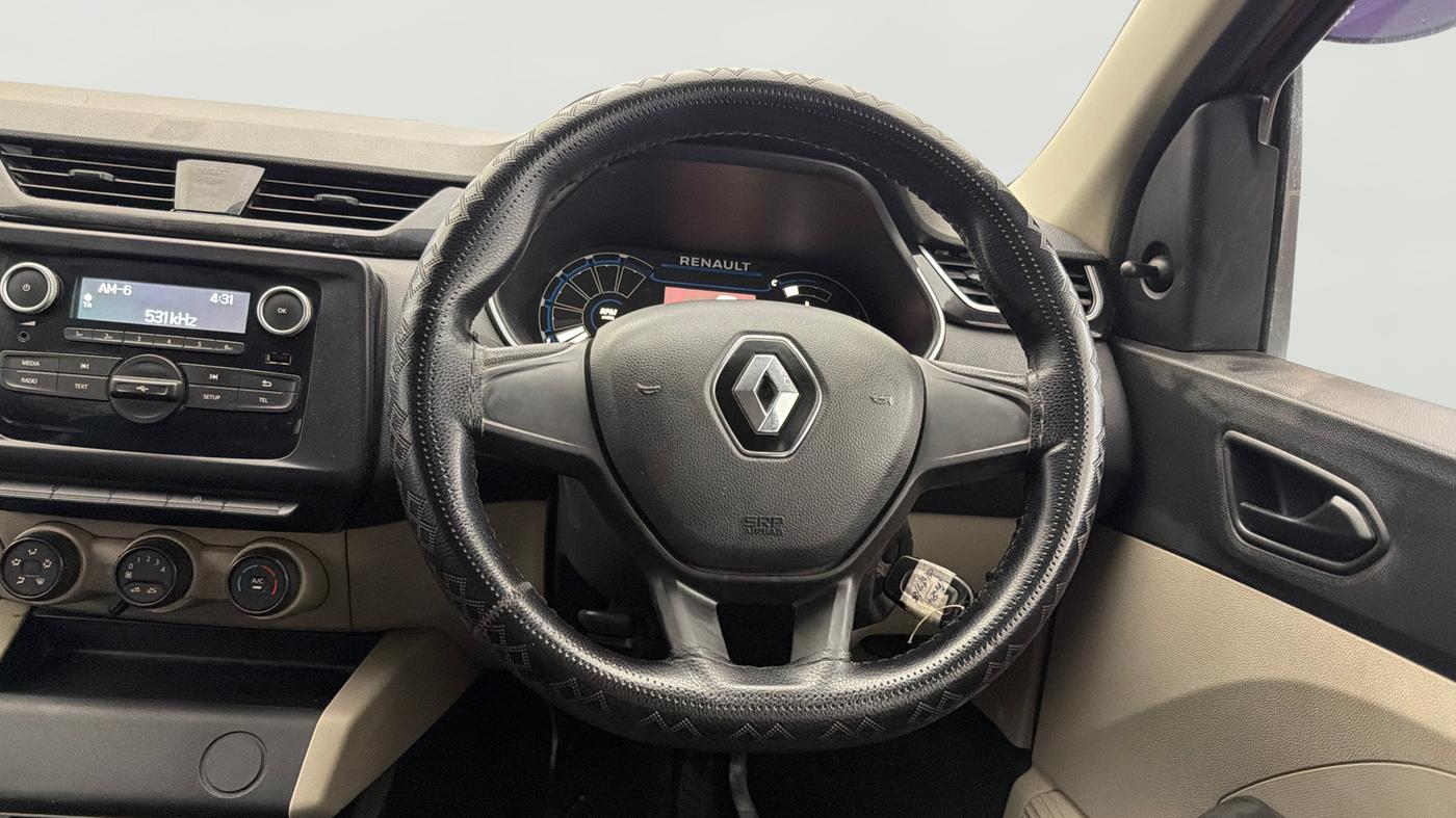 2020 Renault TRIBER RXL MT, Petrol, Manual, 68,082 km, Steering Wheel Close Up