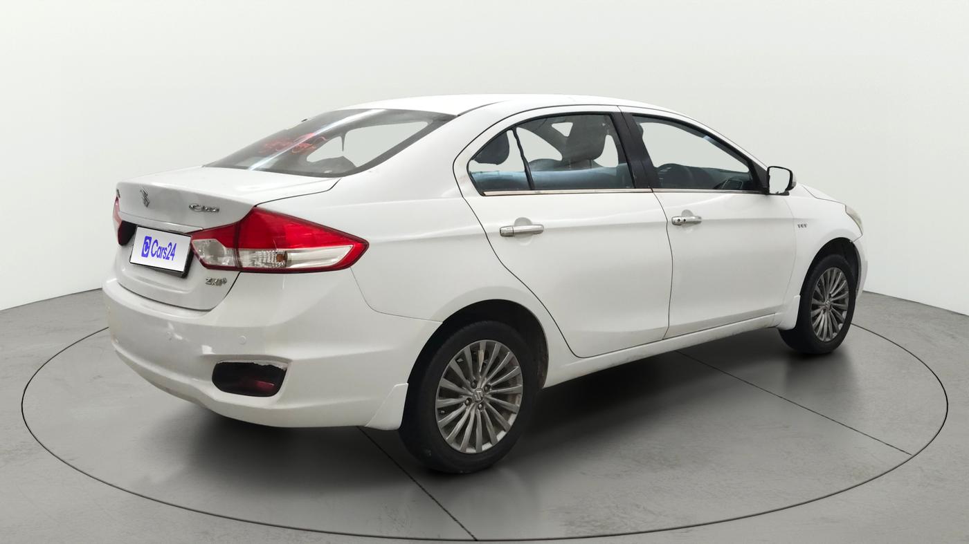 2015 Maruti Ciaz ZXI, CNG, Manual, 1,09,168 km, Right Back Diagonal