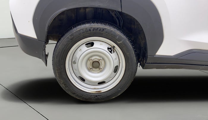 2023 Nissan MAGNITE XE, Petrol, Manual, 30,301 km, Right Rear Wheel