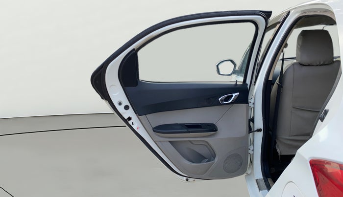 2018 Tata Tiago XZ PETROL, Petrol, Manual, 61,943 km, LHS Rear Door