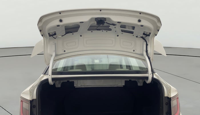 2022 Hyundai AURA SX PLUS 1.2 AMT, Petrol, Automatic, 14,943 km, Boot Door Open