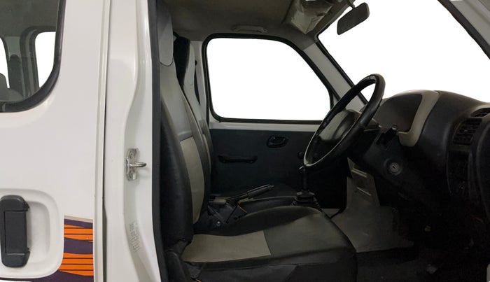 2019 Maruti Eeco 5 STR WITH A/C+HTR, Petrol, Manual, 40,669 km, Right Side Front Door Cabin