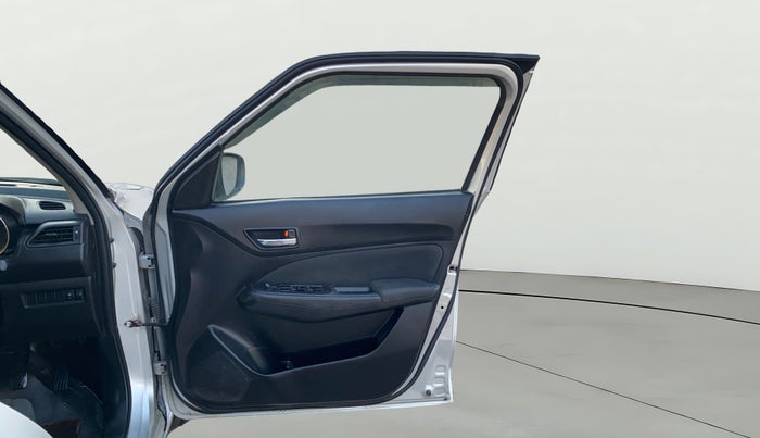 2018 Maruti Swift VXI, Petrol, Manual, 72,064 km, RHS Front Door