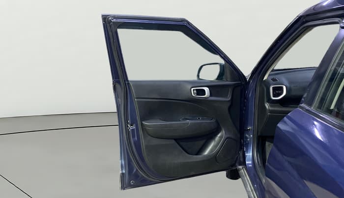 2020 Hyundai VENUE S 1.2, Petrol, Manual, 66,877 km, LHS Front Door