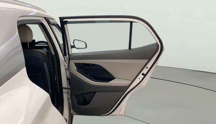 2024 Hyundai Creta E 1.5 PETROL, Petrol, Manual, 20,038 km, RHS Rear Door