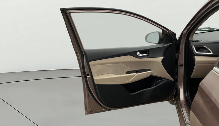 2019 Hyundai Verna 1.6 VTVT SX + AT, Petrol, Automatic, 48,992 km, LHS Front Door