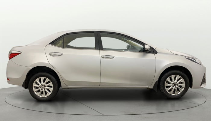 2019 Toyota Corolla Altis G PETROL, Petrol, Manual, 37,407 km, Right Side View