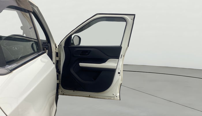 2022 Tata PUNCH ACCOMPLISHED MT, Petrol, Manual, 34,966 km, RHS Front Door