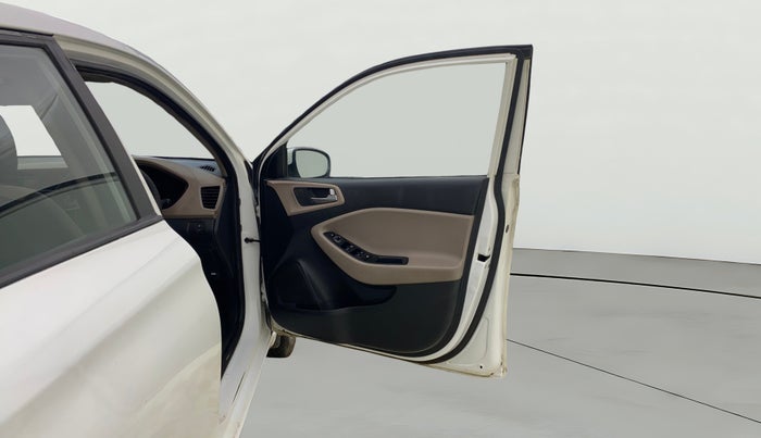 2019 Hyundai Elite i20 SPORTZ PLUS  1.2 CVT, Petrol, Automatic, 1,36,954 km, RHS Front Door