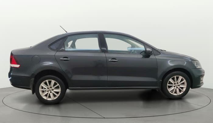 2015 Volkswagen Vento HIGHLINE 1.5 AT, Diesel, Automatic, 1,43,813 km, Right Side View