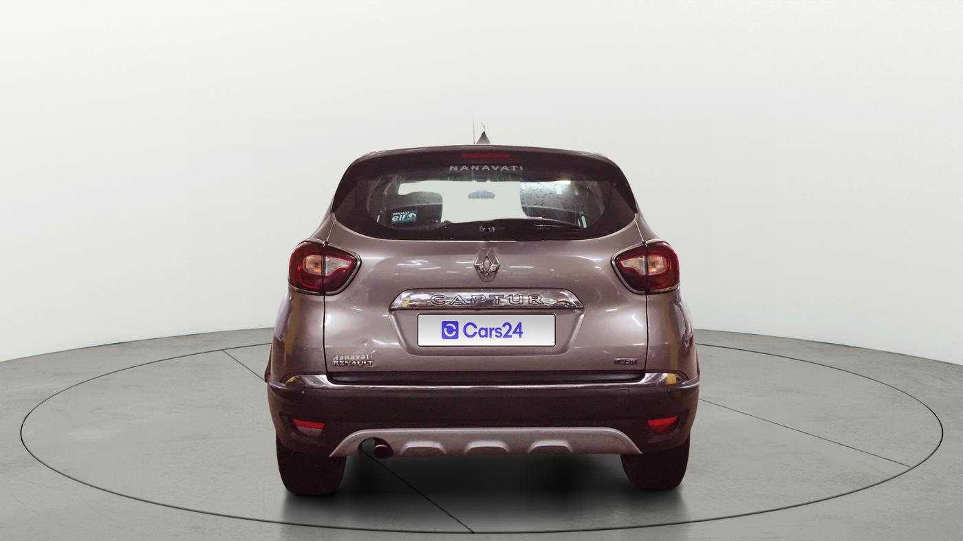 2017 Renault Captur RXT DIESEL, Diesel, Manual, 1,27,290 km, Back/Rear