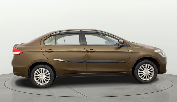 2016 Maruti Ciaz VXI+, Petrol, Manual, 70,347 km, Right Side View