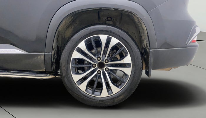 2022 MG HECTOR PLUS SHARP 1.5 PETROL TURBO CVT 6-STR, Petrol, Automatic, 56,089 km, Left Rear Wheel