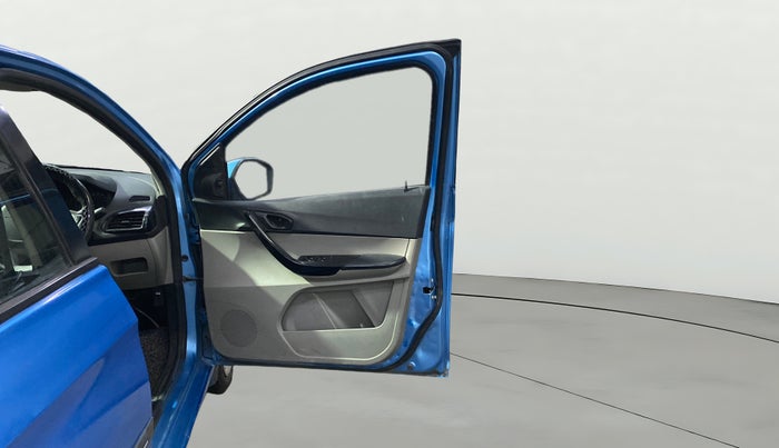 2016 Tata Tiago XT PETROL, Petrol, Manual, 65,462 km, RHS Front Door