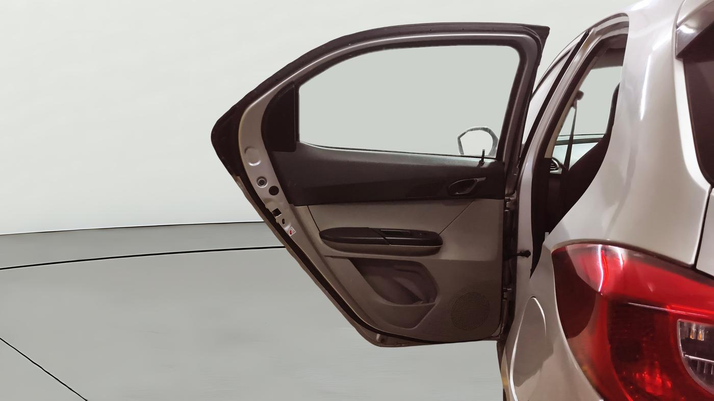 2016 Tata Tiago XT PETROL, Petrol, Manual, 99,343 km, LHS Rear Door
