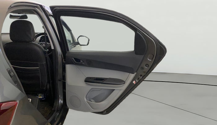 2023 Tata Tiago XT (O) PETROL, Petrol, Manual, 33,548 km, RHS Rear Door