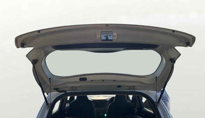 2017 Hyundai Grand i10 MAGNA 1.2 KAPPA VTVT, Petrol, Manual, 80,952 km, Boot Door Open