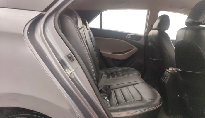 2016 Hyundai Elite i20 SPORTZ 1.2, Petrol, Manual, 71,856 km, Right Side Rear Door Cabin