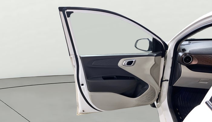 2023 Hyundai AURA SX 1.2 CNG, CNG, Manual, 41,204 km, LHS Front Door