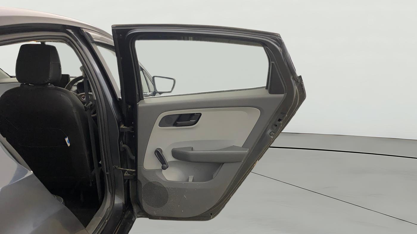 2020 Tata ALTROZ XE PETROL, Petrol, Manual, 31,561 km, RHS Rear Door